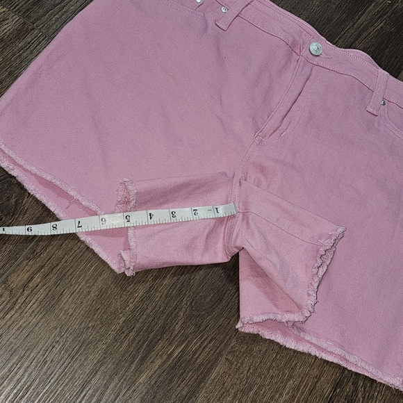 NWT Seven7 Womens Weekend Frayed Shorts Lavender Sz 16 - Picture 15 of 16
